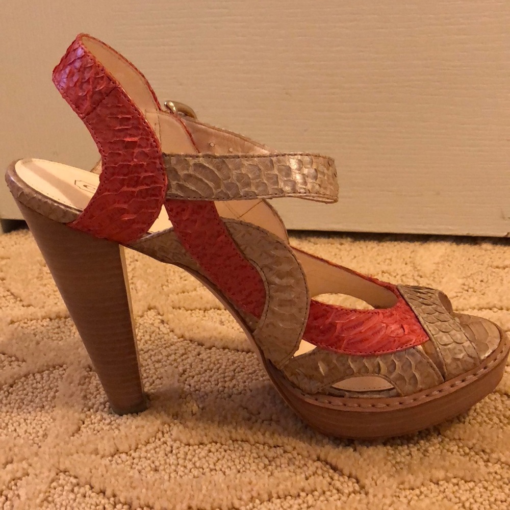 Coach shoes !